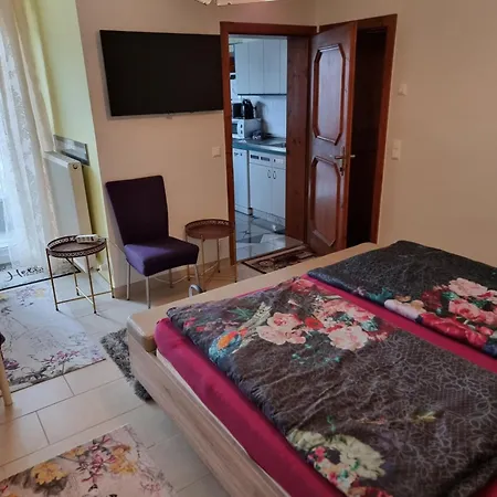 Ferienhaus Burgblick Treffen Zimmer foto