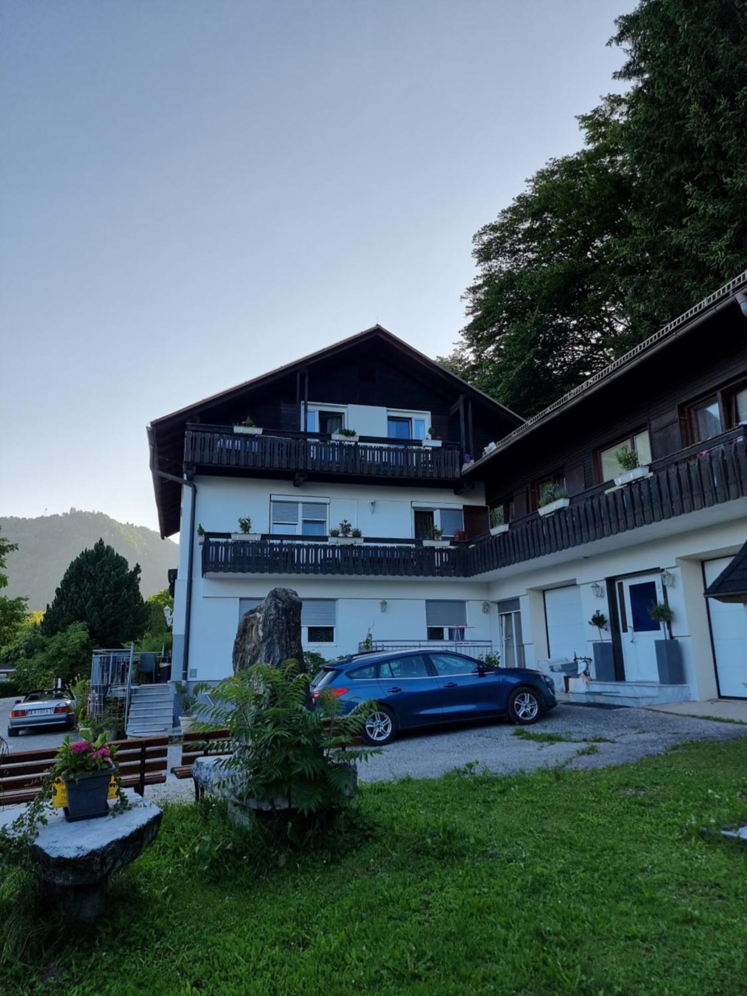 Burgblick Apartment *